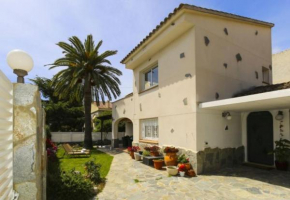 Global María, con barbacoa privada y piscina comunitaria, Cambrils